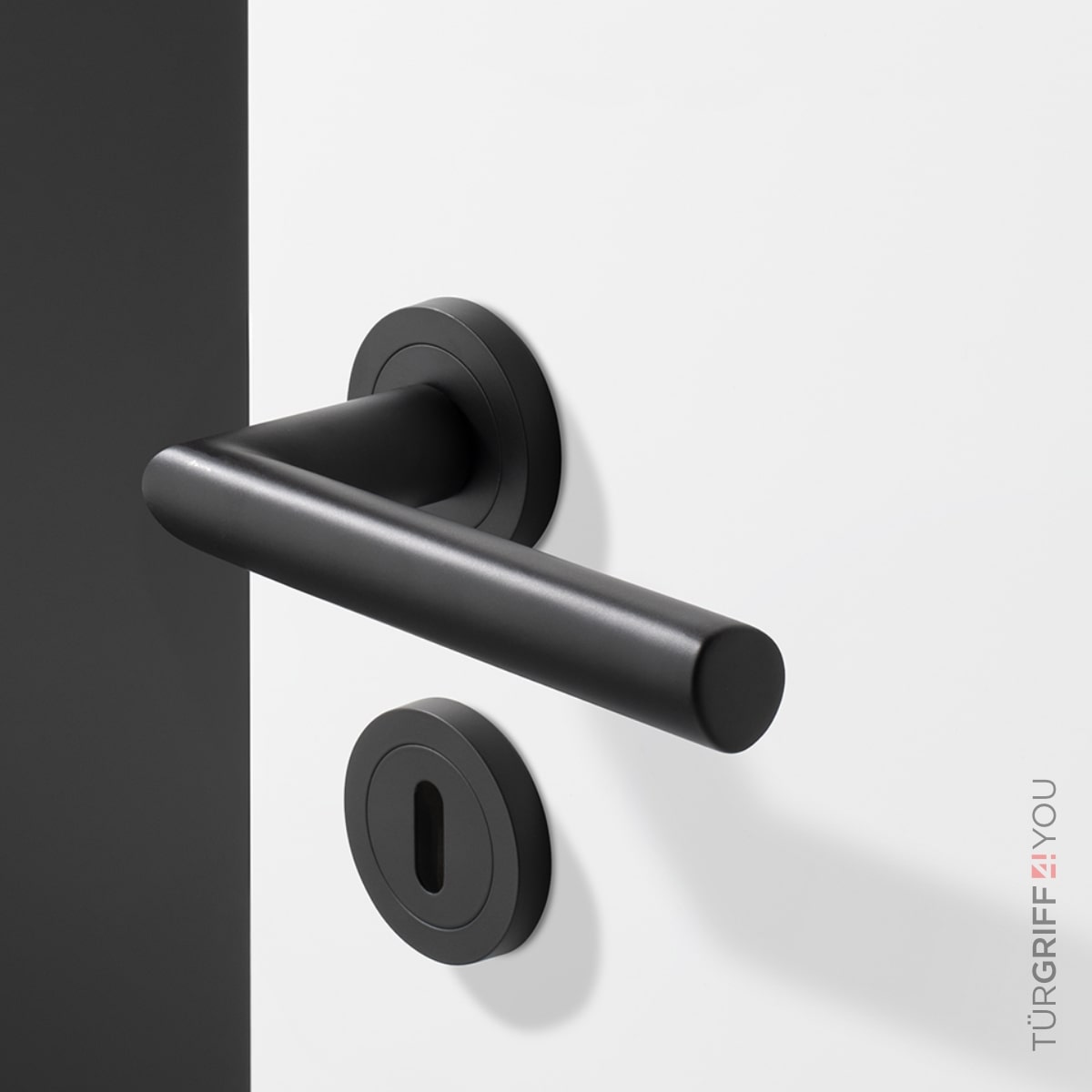 Spar-Set: schwarzer Türdrücker Finoro inkl. Türbänder 2 tlg. für Holzzargen schwarz